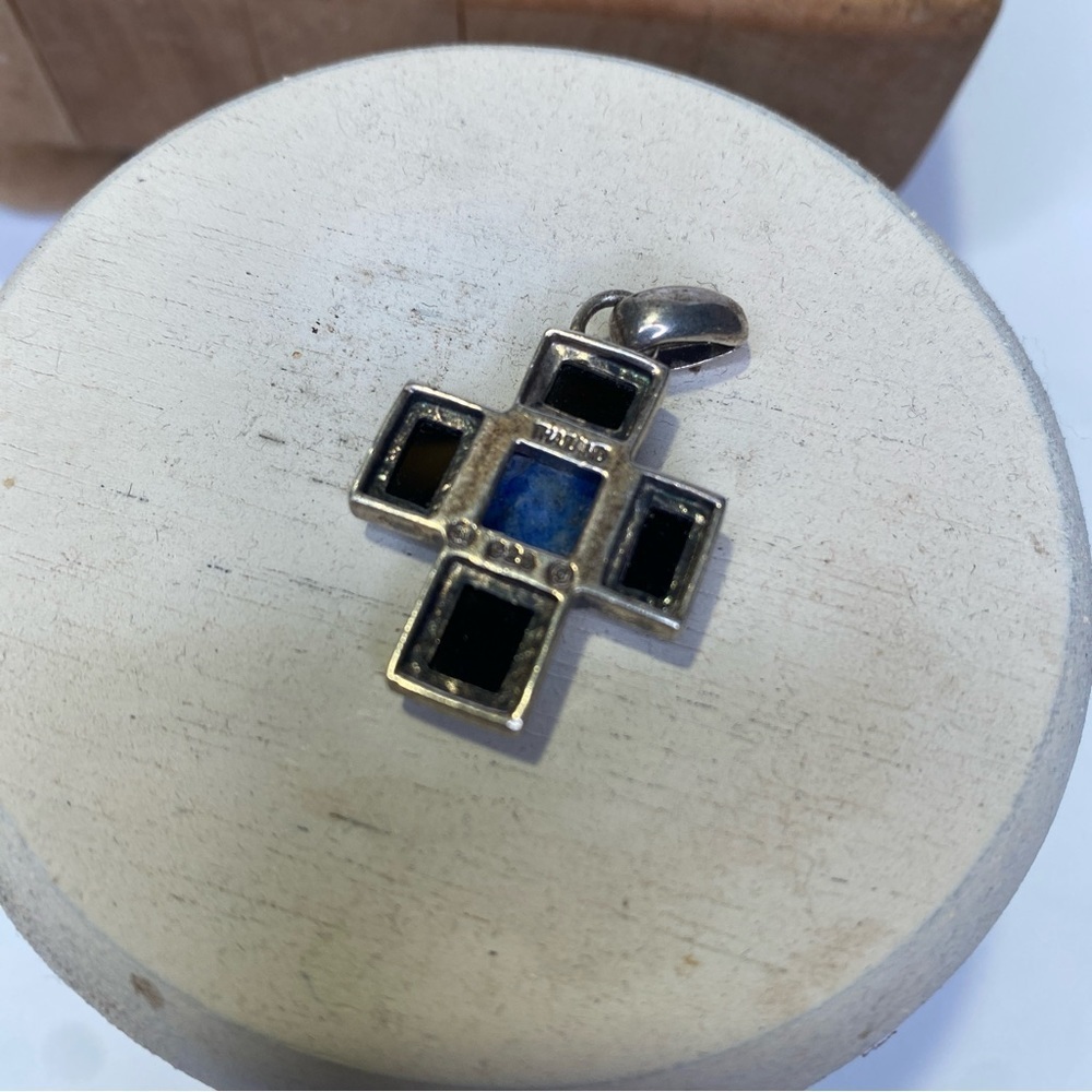 Blue Lapis & Black Onyx Sterling Silver .925 Cross Pendant Thailand - Picture 3 of 6